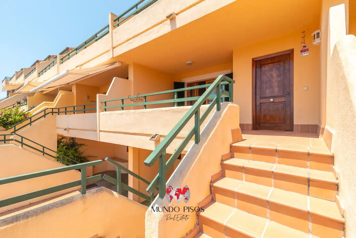 Vista exterior de Casa adosada en venta en Calvià con Aire acondicionado, Calefacción y Terraza