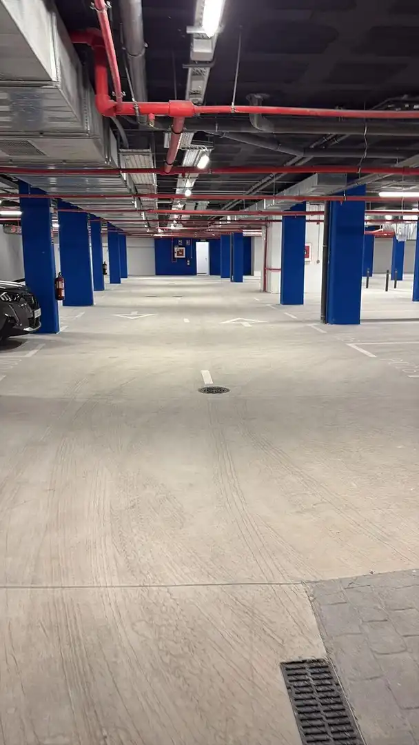 Parkplatz von Garage zur Miete in Málaga