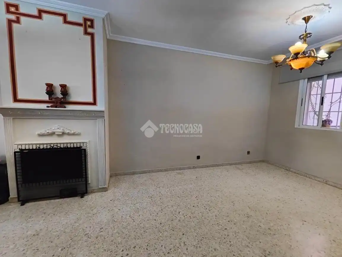 Casa pareada con terraza en venta en Los Palacios y Villafranca, imagen 9
