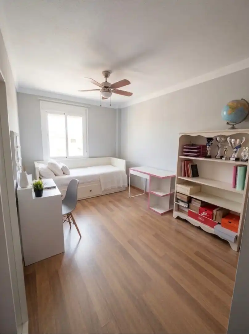 Habitación de Casa adosada en venta en Coín con Aire acondicionado, Parquet y Terraza