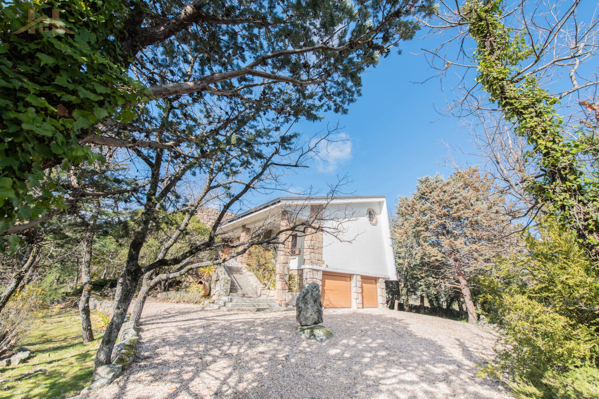 Vista exterior de Casa o chalet en venta en Moralzarzal con Calefacción, Jardín privado y Terraza