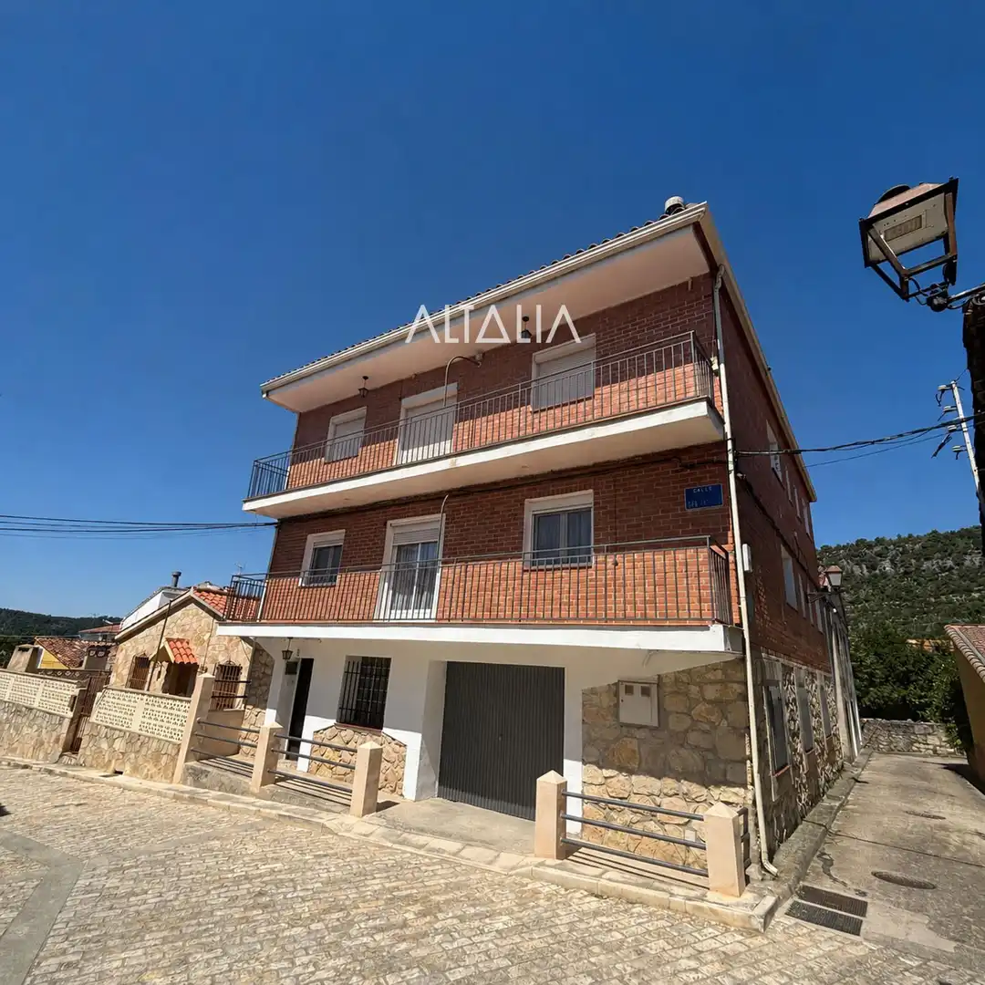 Exterior view of Flat for sale in Poyatos  with Terrace