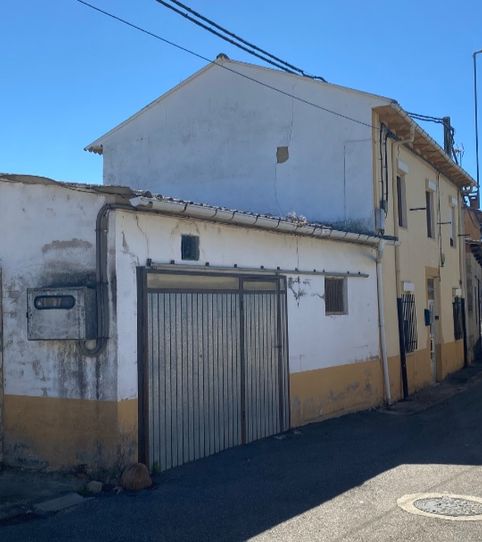 Foto 2 de Casa o xalet en venda a Calle el Ejido, 4, Llamas de la Ribera, León