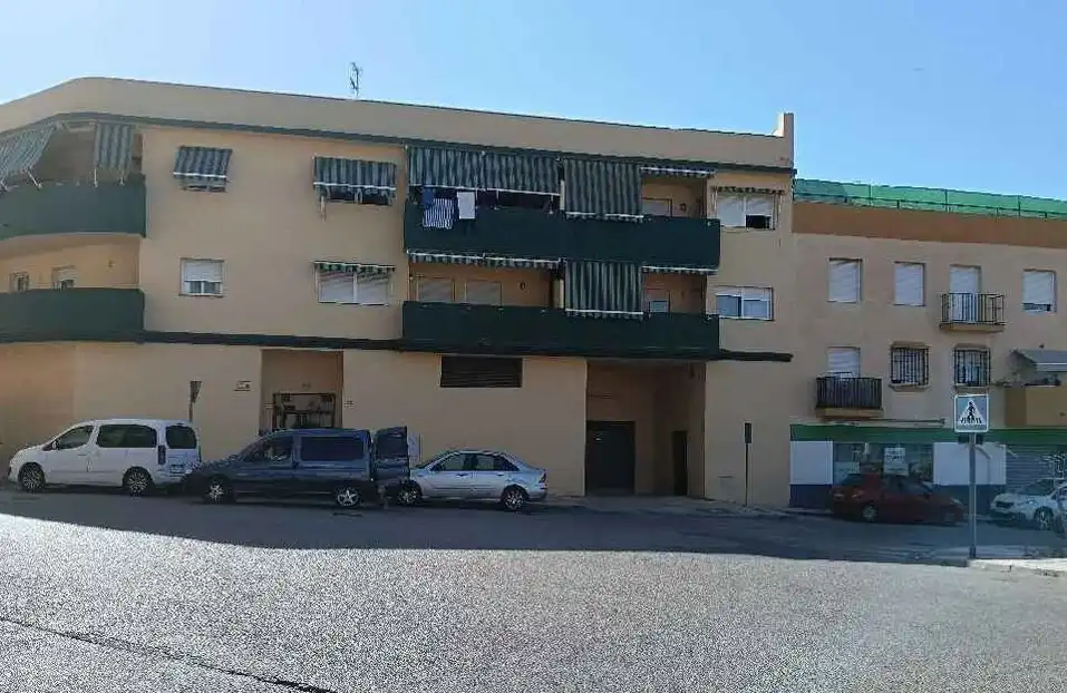 Vista exterior de Piso en venta en Vélez-Málaga