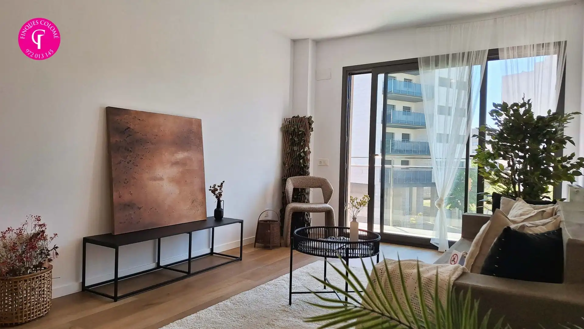 Sala de estar de Piso en venta en Girona con Aire acondicionado, Calefacción y Balcón