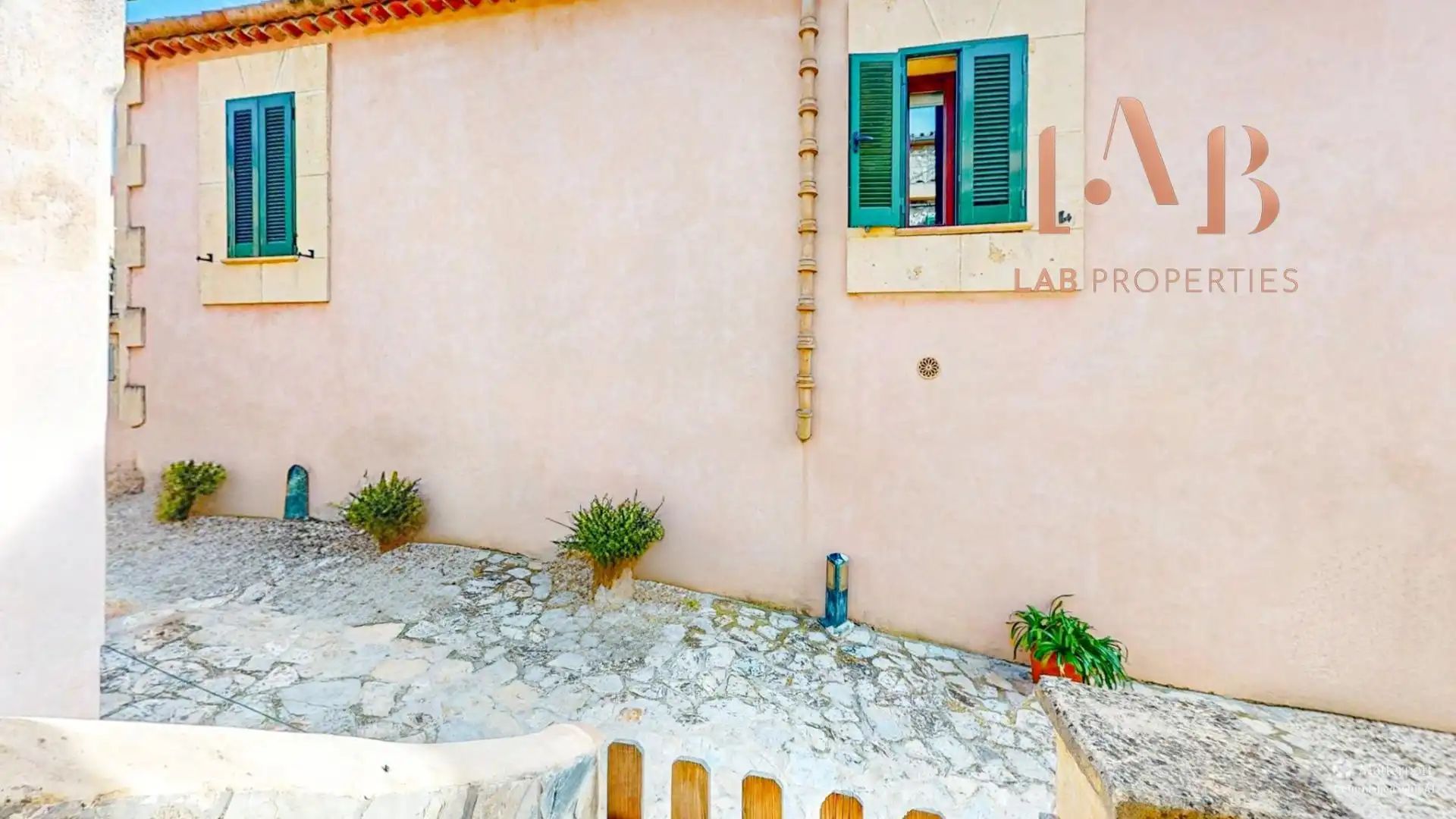 Exterior view of Houses for sale in Calvià  with Air Conditioner, Heating and Terrace
