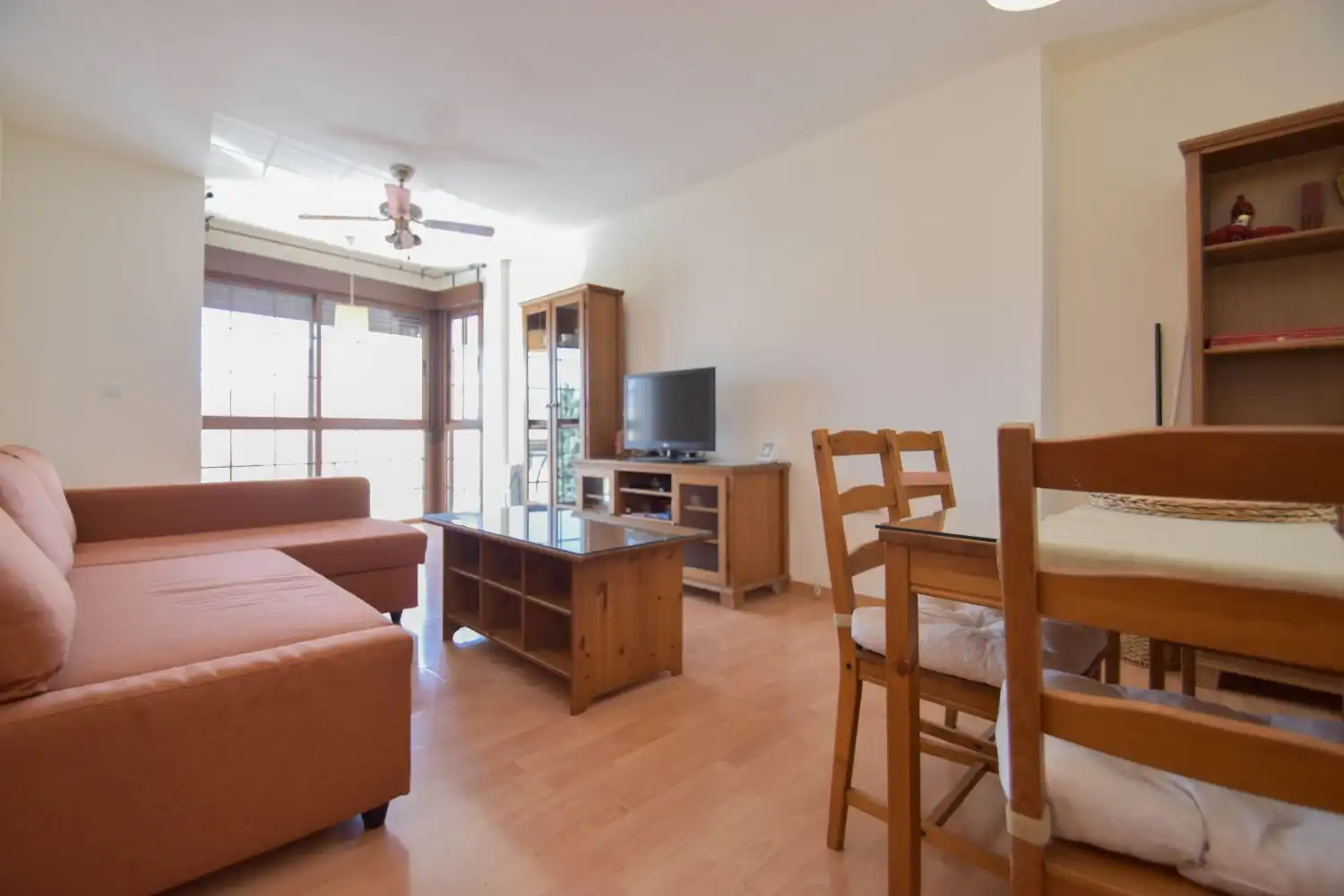 Living room of Flat for sale in Las Gabias  with Air Conditioner and Storage room