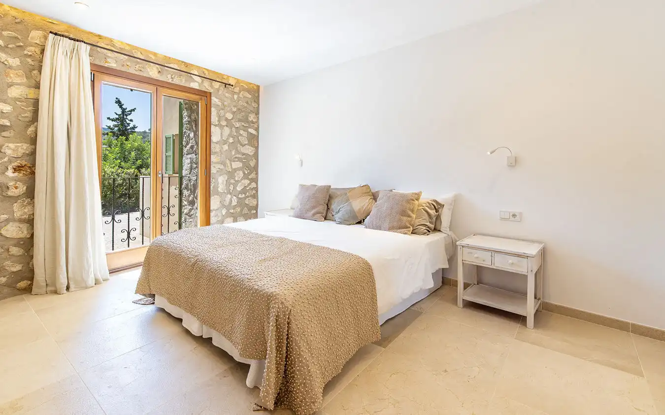 Country homes for sale in Calvià pueblo