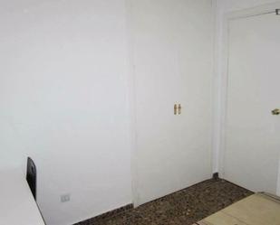 Bedroom of Apartment to share in  Valencia Capital  with Furnished, Washing machine and Microwave