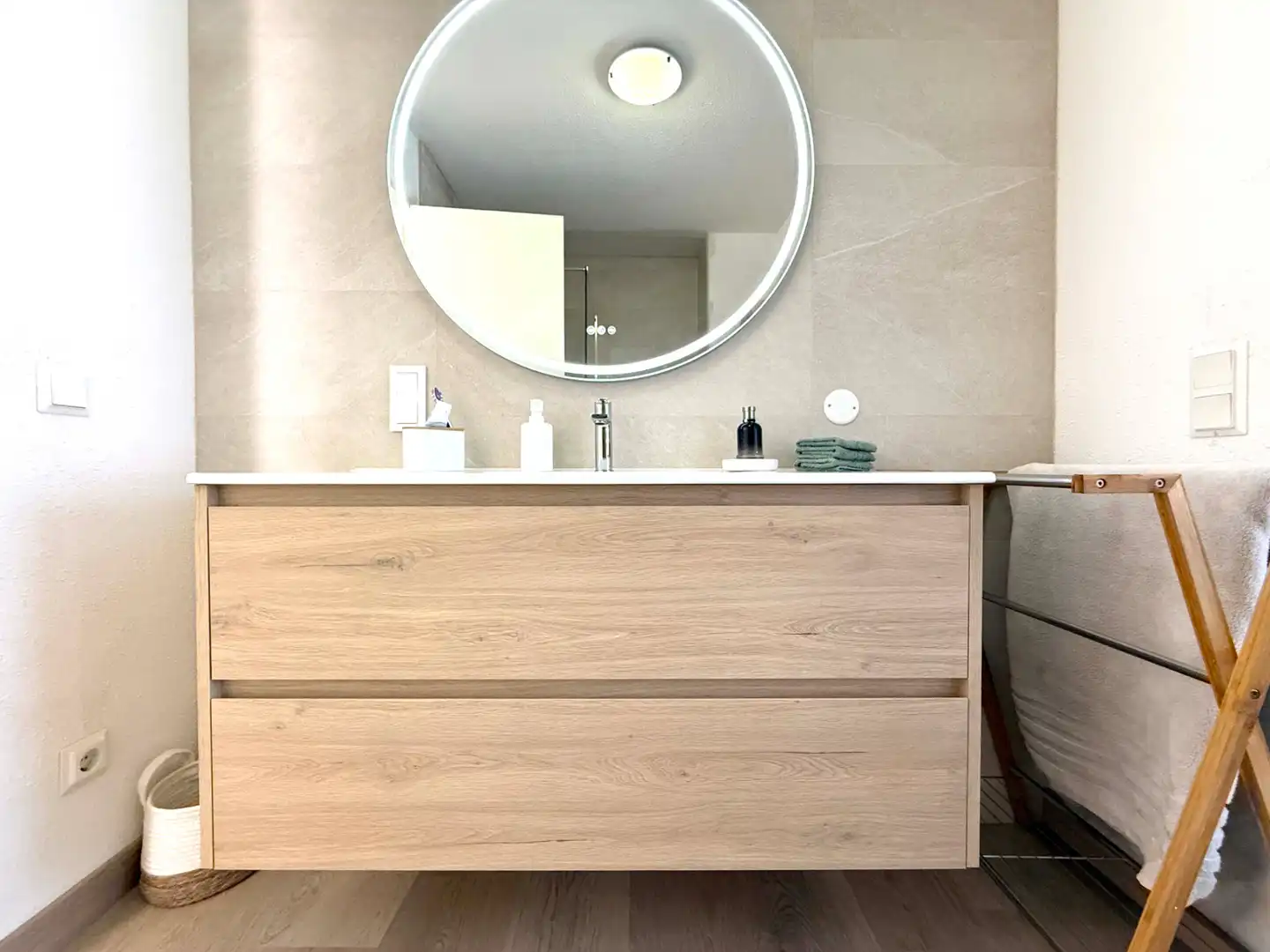 Badezimmer von Einfamilien-Reihenhaus zum Verkauf in Cambrils mit Klimaanlage, Heizung und Terrasse