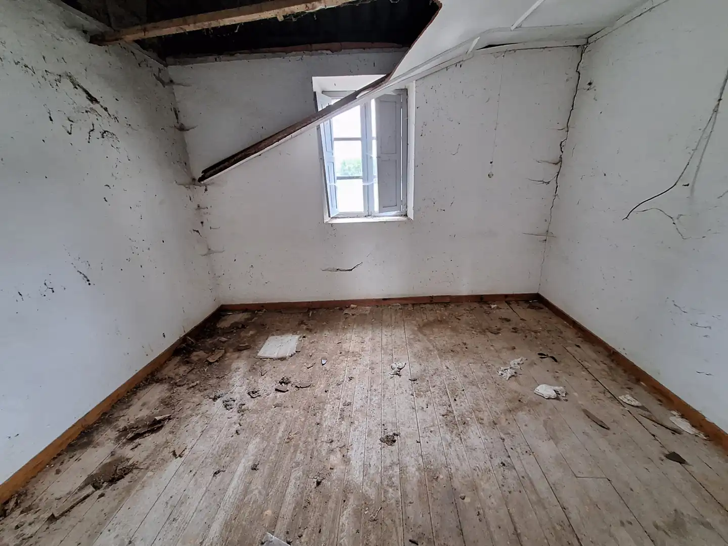 Casa adosada en venta en Abegondo con Trastero