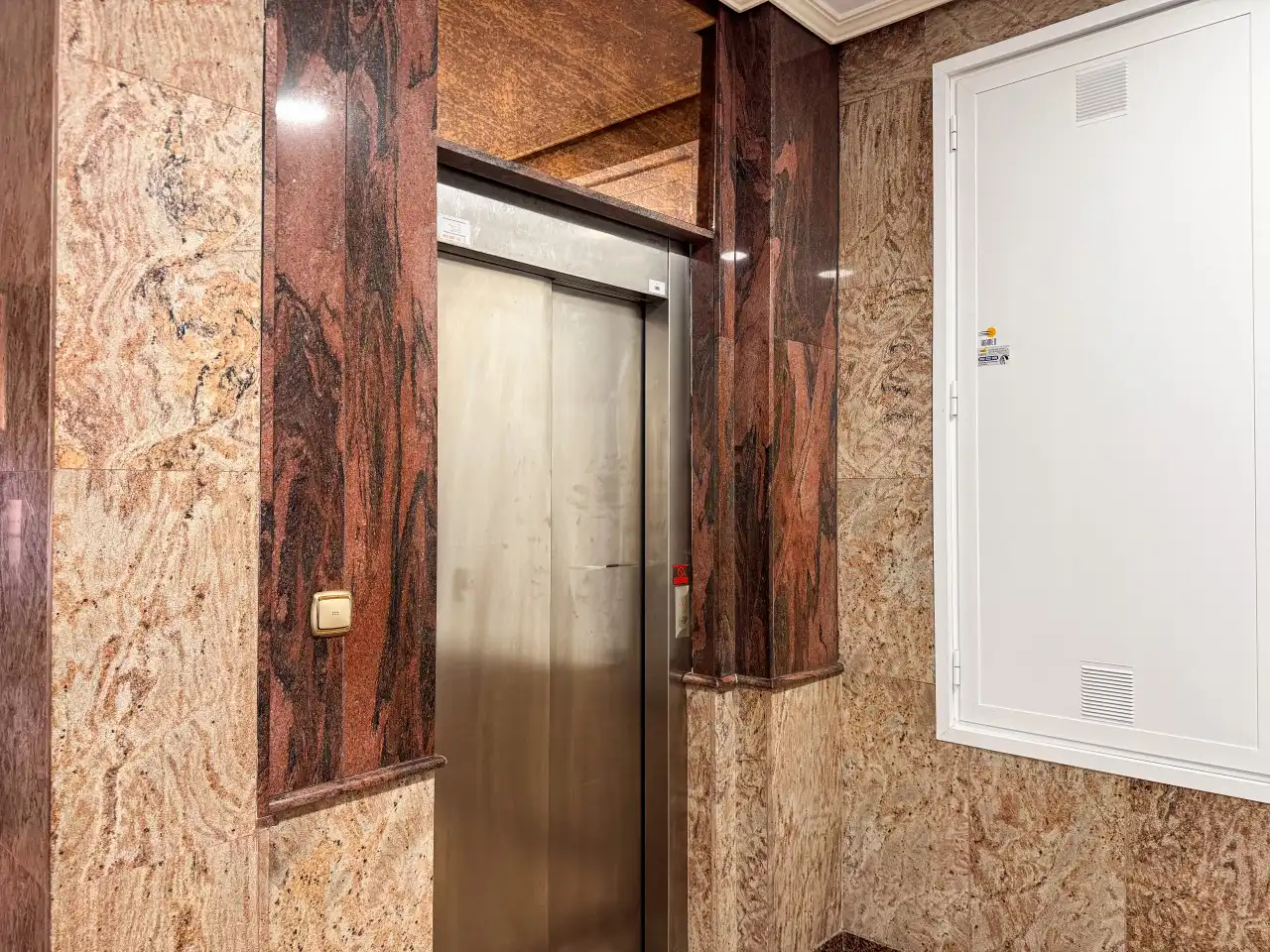 Apartament amb terrassa en venda a Centro, imagen 31