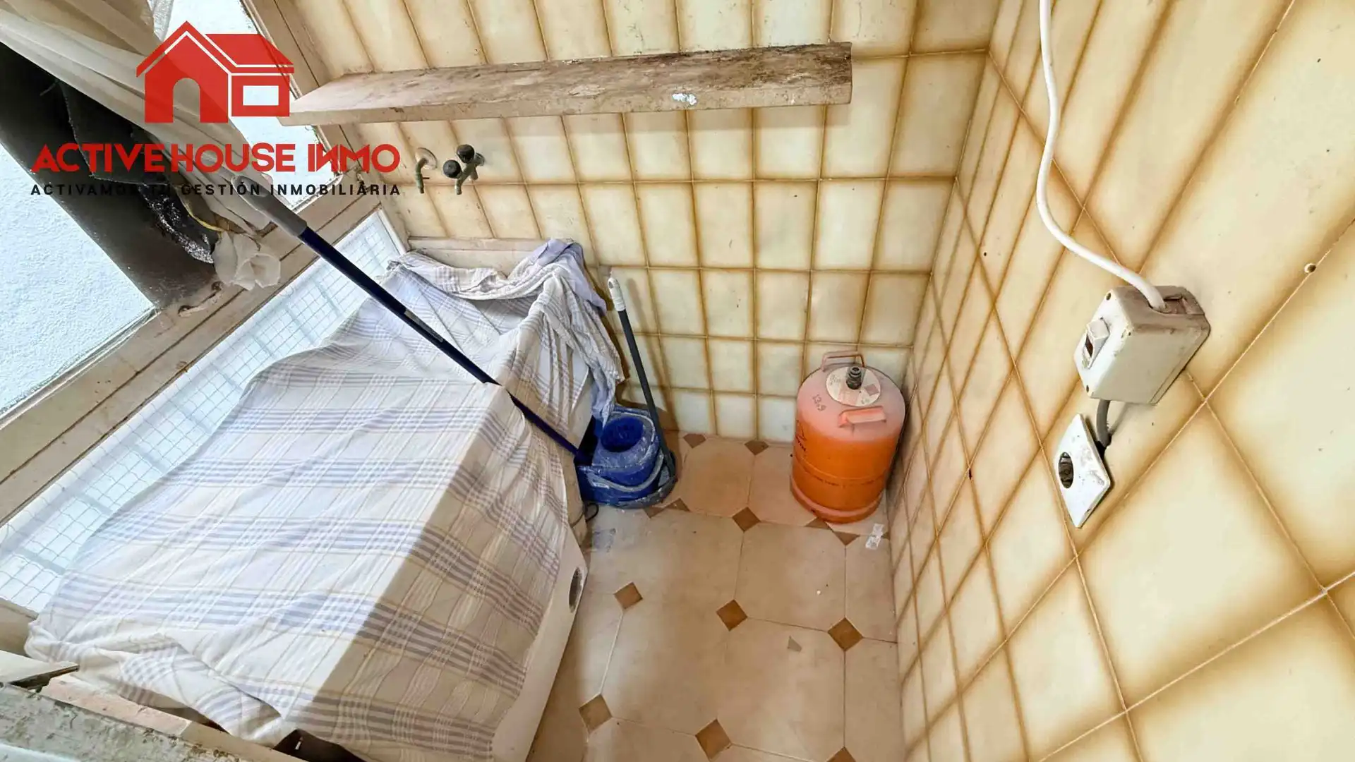 Piso con terraza en venta en Carrer del Marquès de Valterra, imagen 9