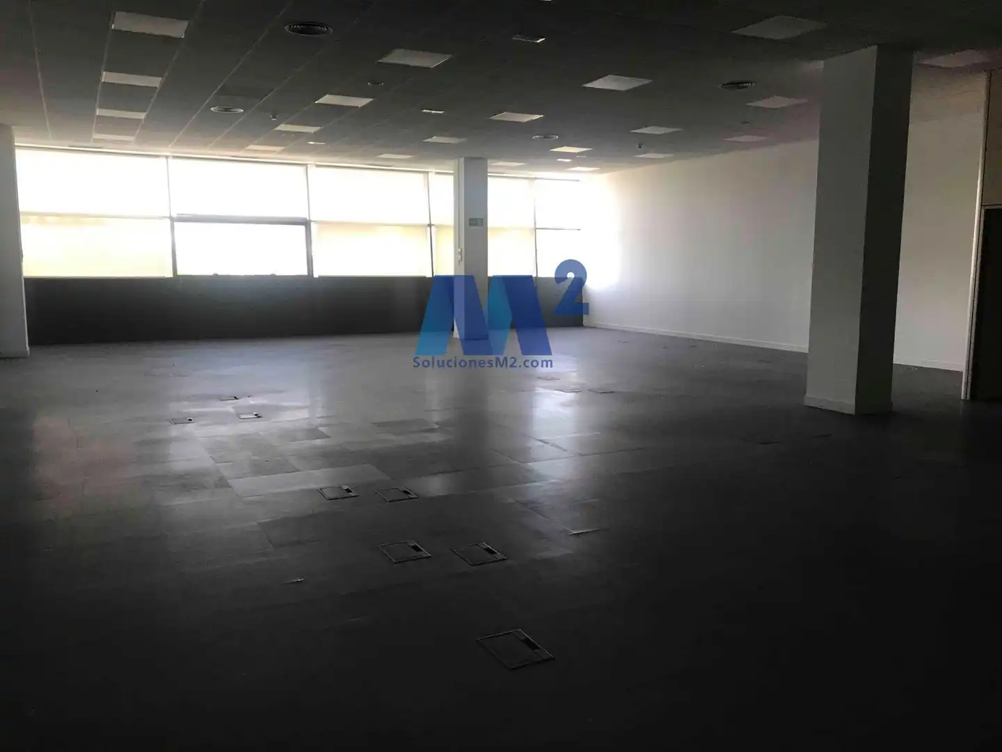 Oficina de alquiler en Valportillo Primera, Zona Industrial