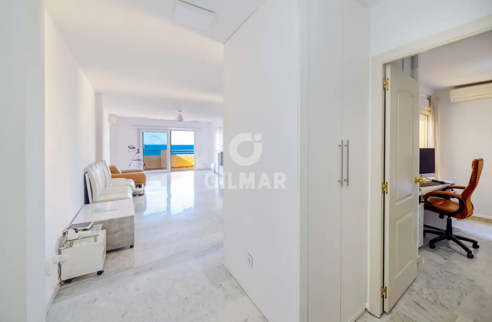 Wohnung zum Verkauf in Benalmádena mit Heizung, Privatgarten und Abstellraum