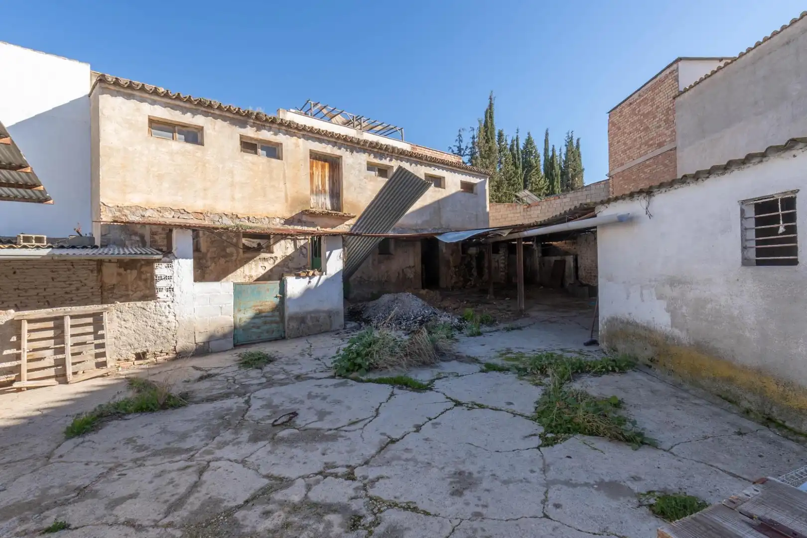 Vista exterior de Casa adosada en venta en Albolote