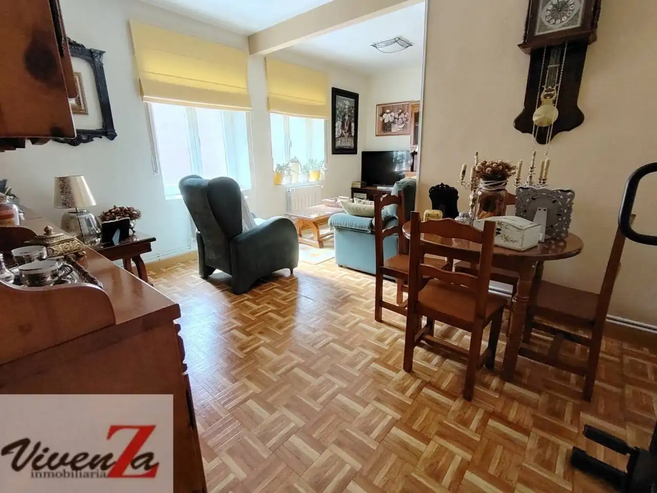 Sala de estar de Piso en venta en Zamora Capital  con Calefacción, Parquet y Trastero