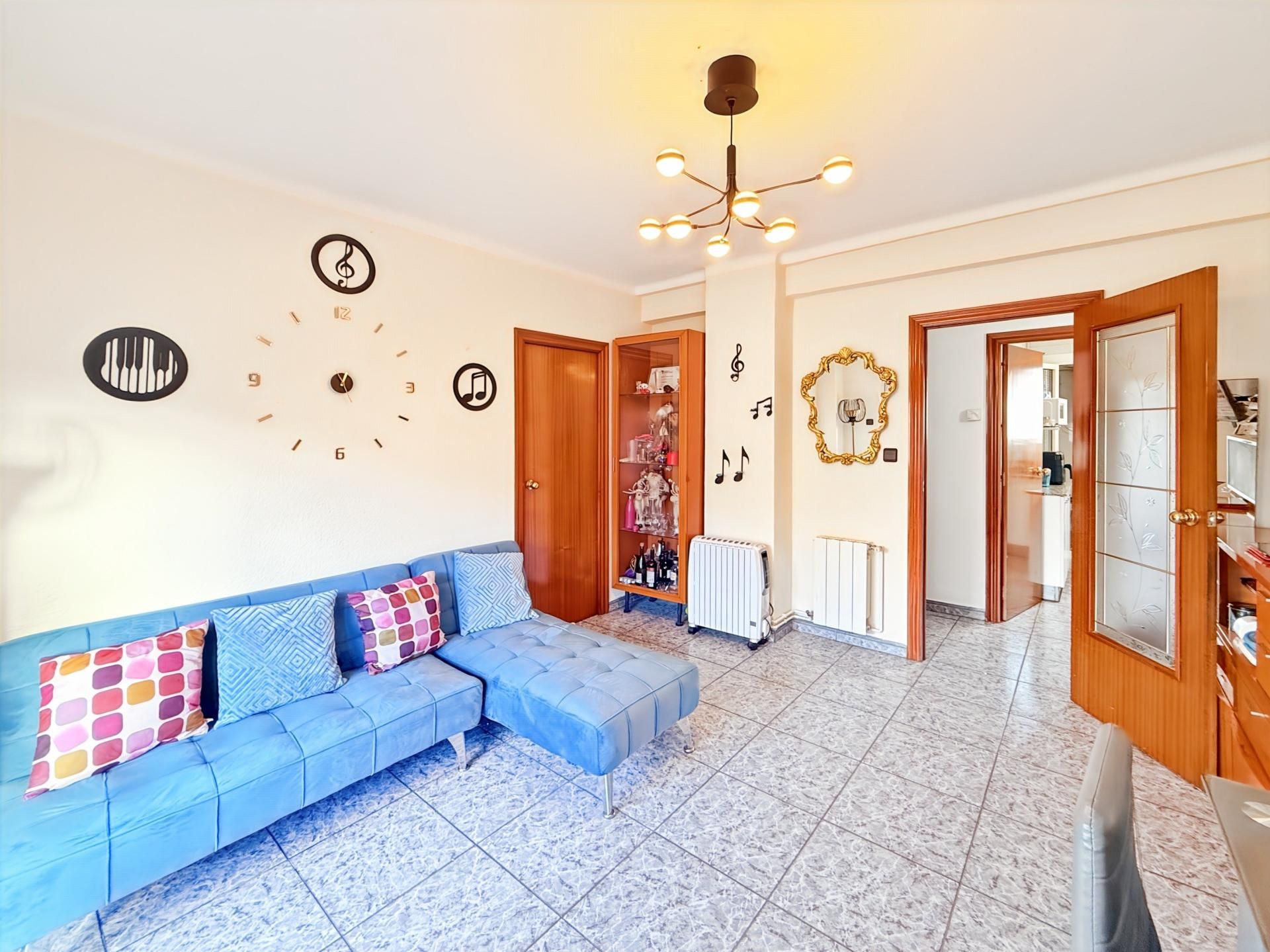 Living room of Flat for sale in Sant Vicenç Dels Horts  with Heating and Balcony