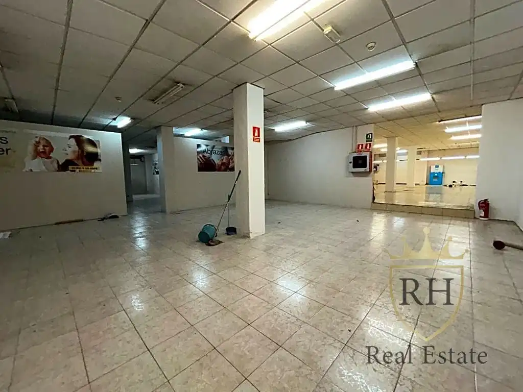 Locale commerciale in affitto a Llevant, imagen 23