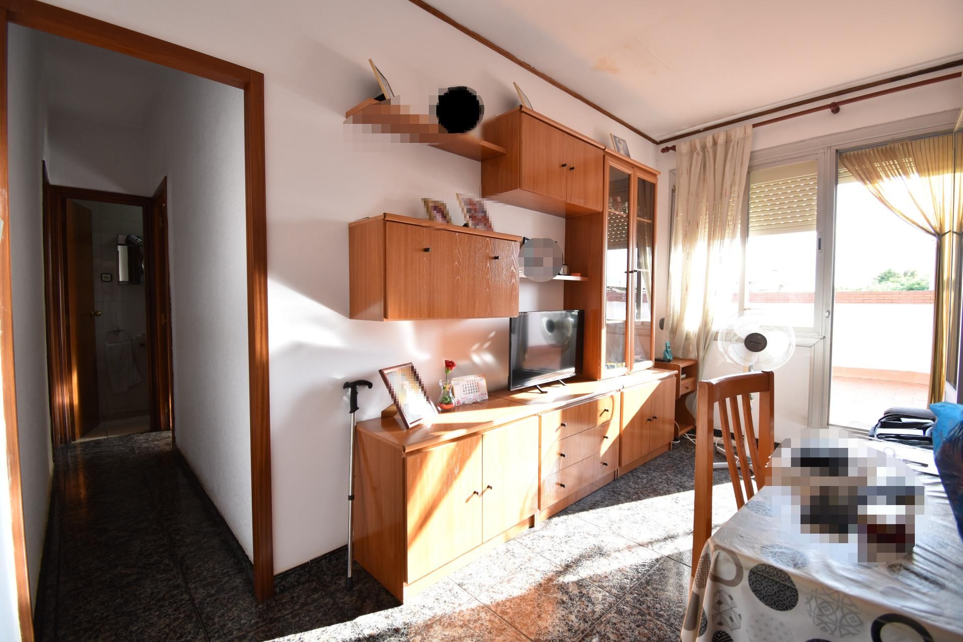 Living room of Flat for sale in Cornellà de Llobregat  with Terrace