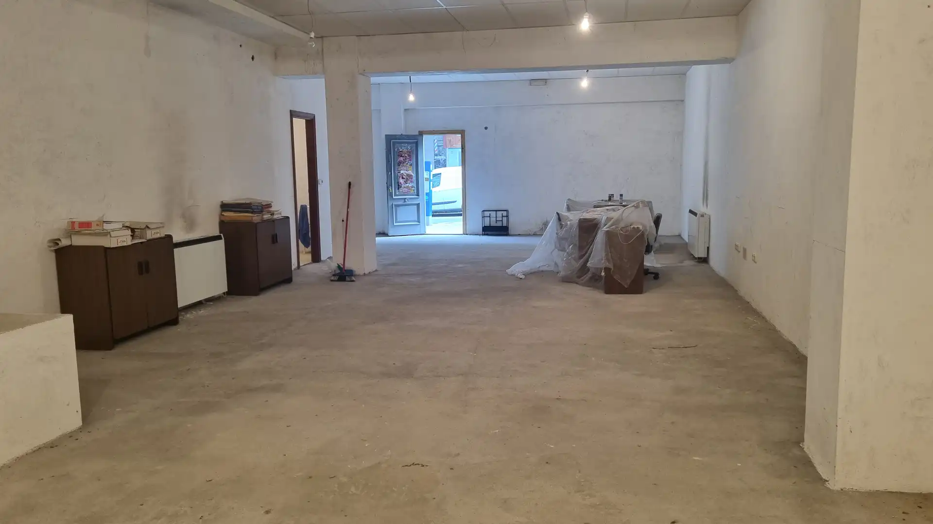 Business premises for sale in Ensanche - Sar, imagen 5