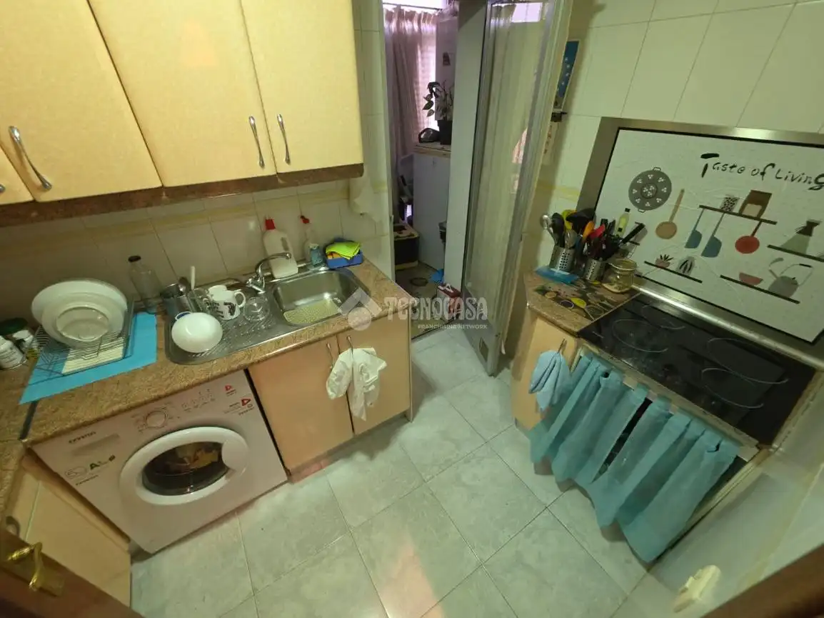 Cocina de Piso en venta en Fuenlabrada con Aire acondicionado, Parquet y Terraza