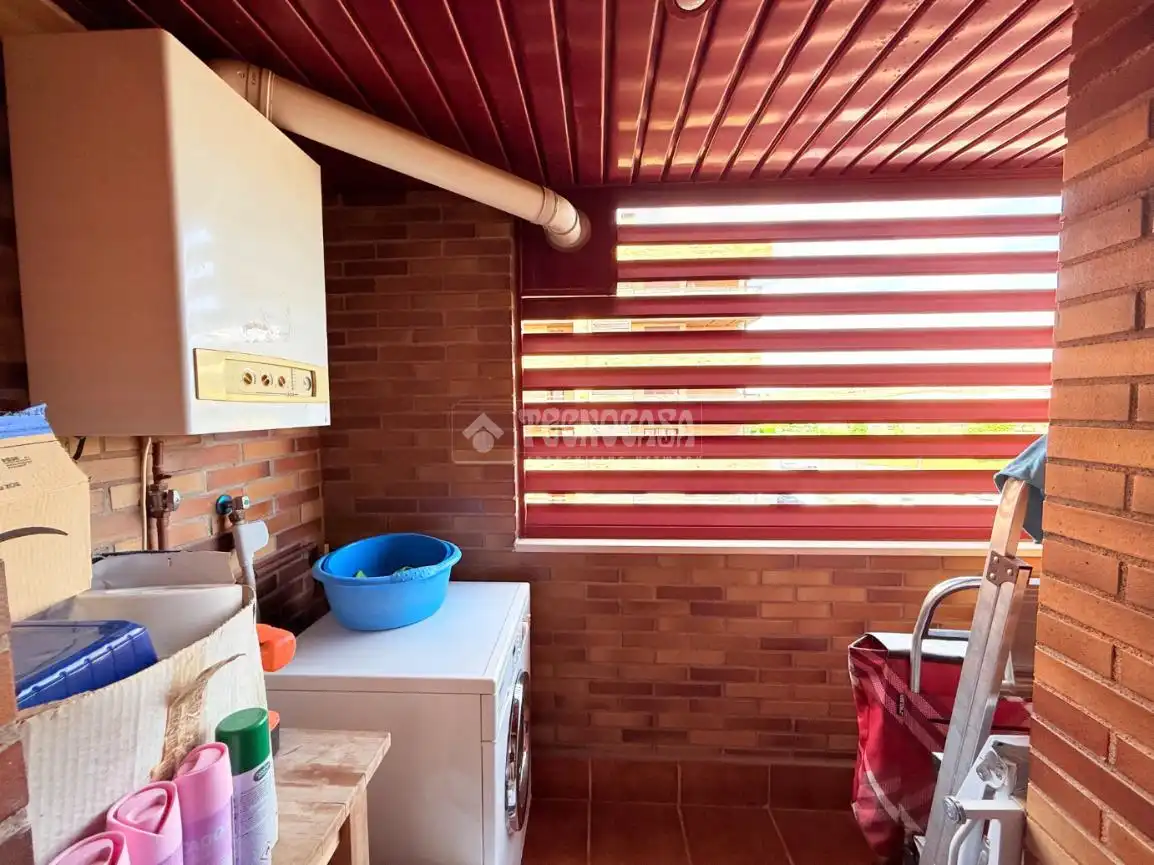 Terraza de Piso en venta en Seseña con Calefacción, Terraza y Balcón