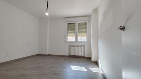 Photo 5 of Flat for sale in Logroño - Avenida de la Paz, Residencia, La Rioja