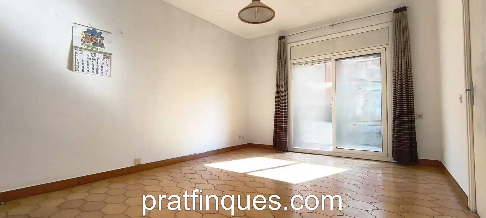 Flat for sale in Sagnier - Plaça de Catalunya