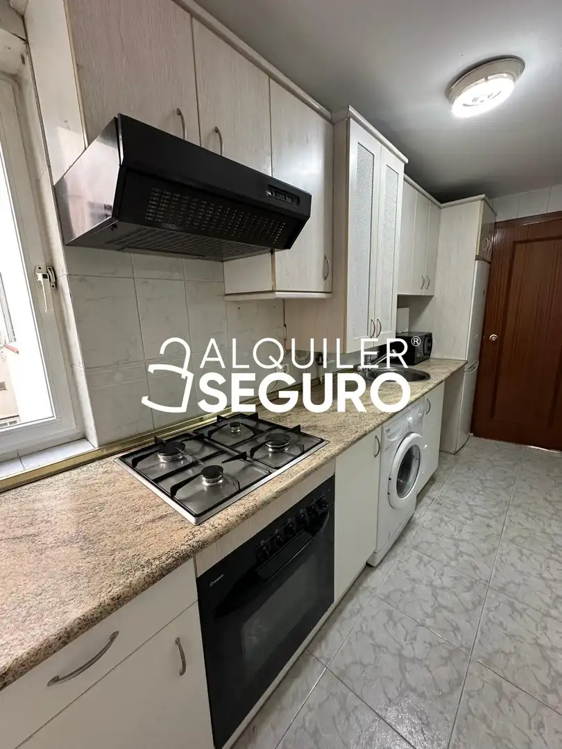 Küche von Wohnung zur Miete in Fuenlabrada mit Heizung