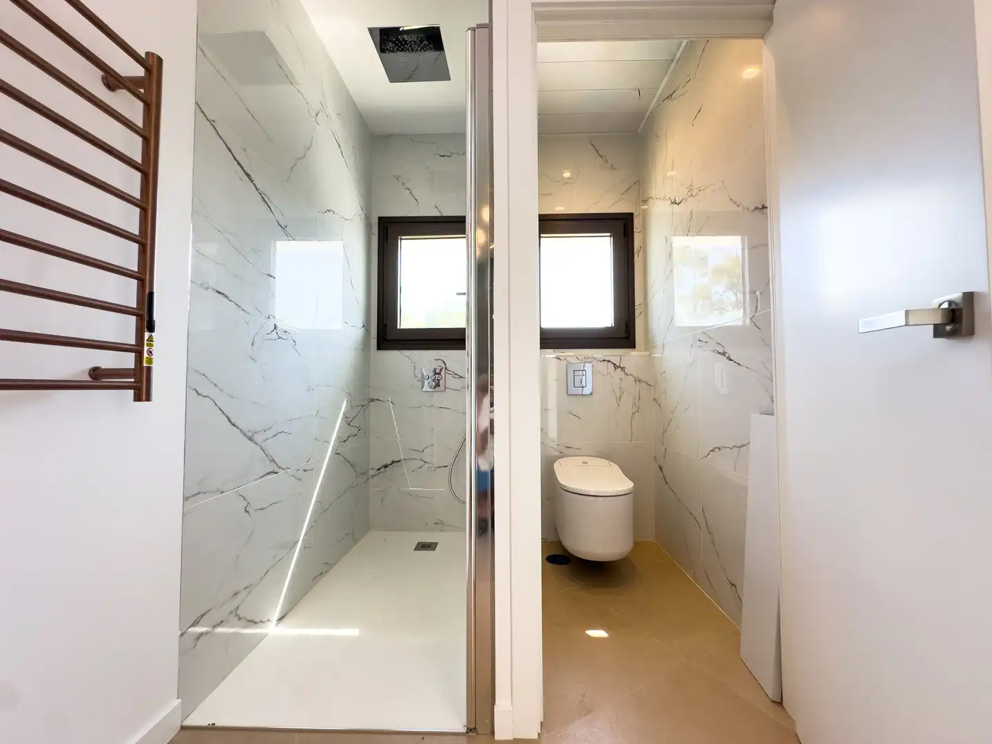 Baño de Casa o chalet en venta en Estepona con Aire acondicionado, Jardín privado y Terraza