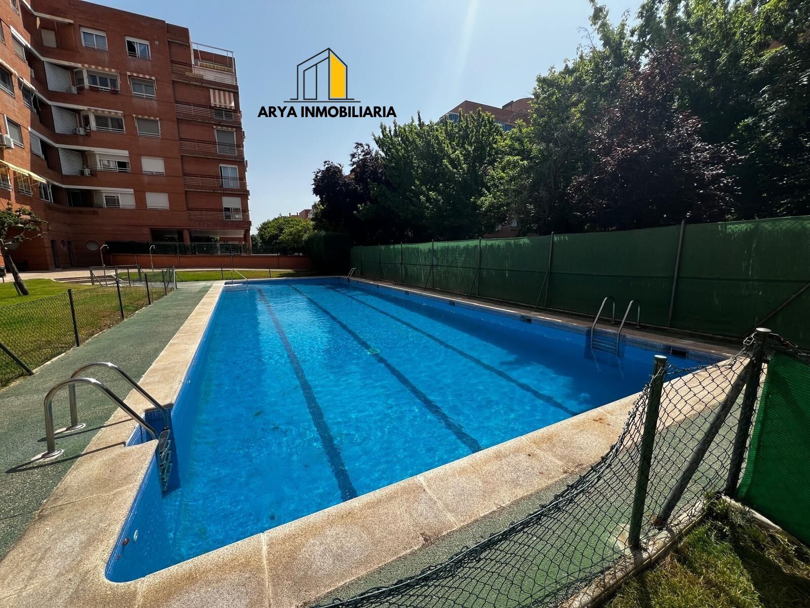 Piscina de Pis de lloguer en Torrejón de Ardoz amb Aire condicionat, Calefacció i Piscina comunitària