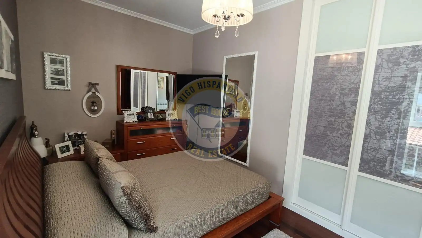 Casa adosada en venda a undefined Residencial Candeán, Cabral - Candeán