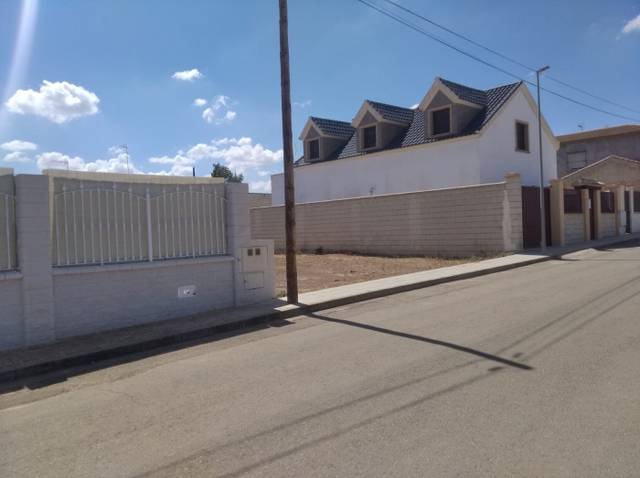 Terreno residencial en Venta en Lora de Estepa