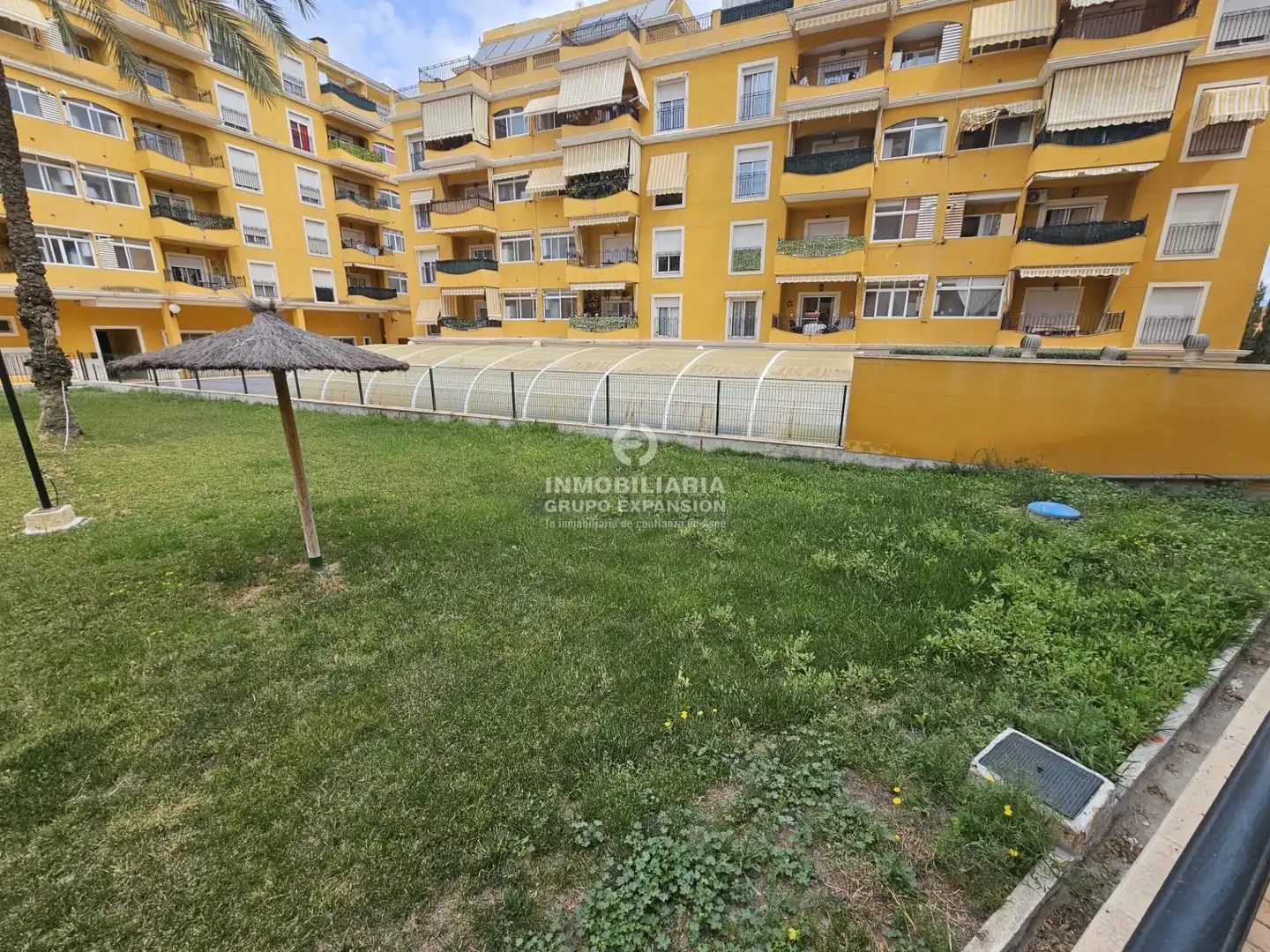 Parkplatz von Wohnung zum Verkauf in Aspe mit Abstellraum, Balkon und Gemeinschaftspool