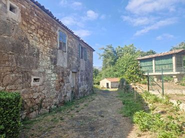 Maison mitoyenne à vendre à Brión