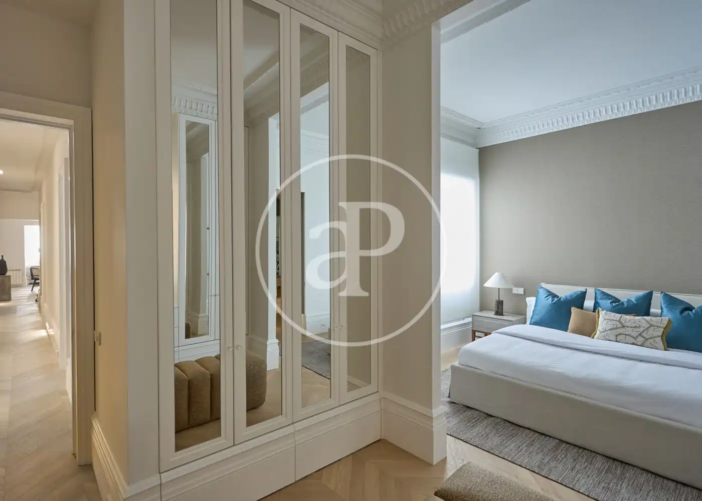 Bedroom of Flat for sale in Madrid  with Air Conditioner, Heating and Balcony