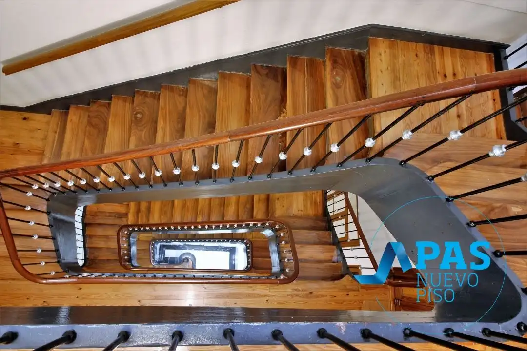 Piso en venta en Santander con Calefacción y Balcón