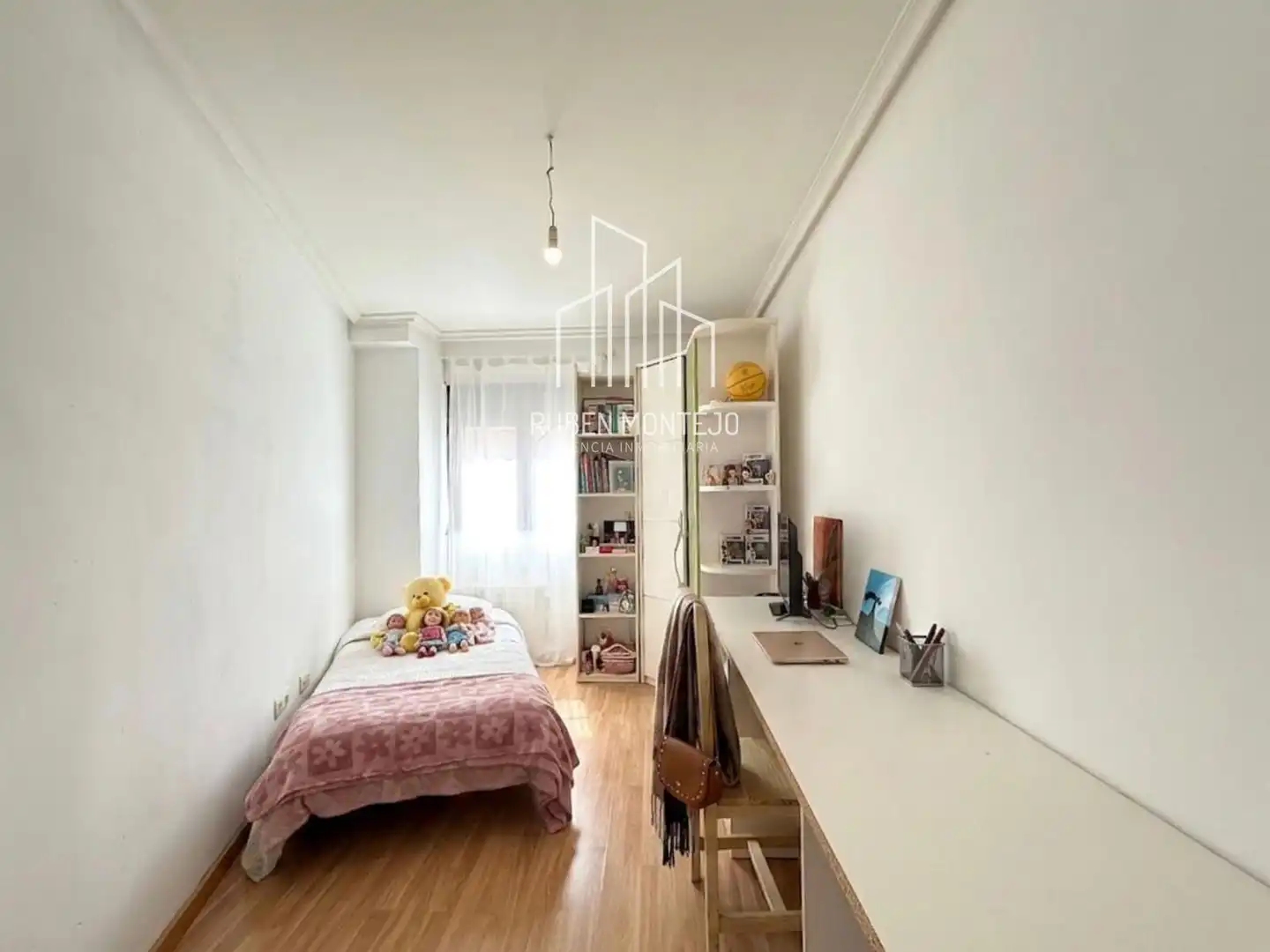 Habitación de Piso en venta en Castellanos de Moriscos con Calefacción, Horno y Lavadora