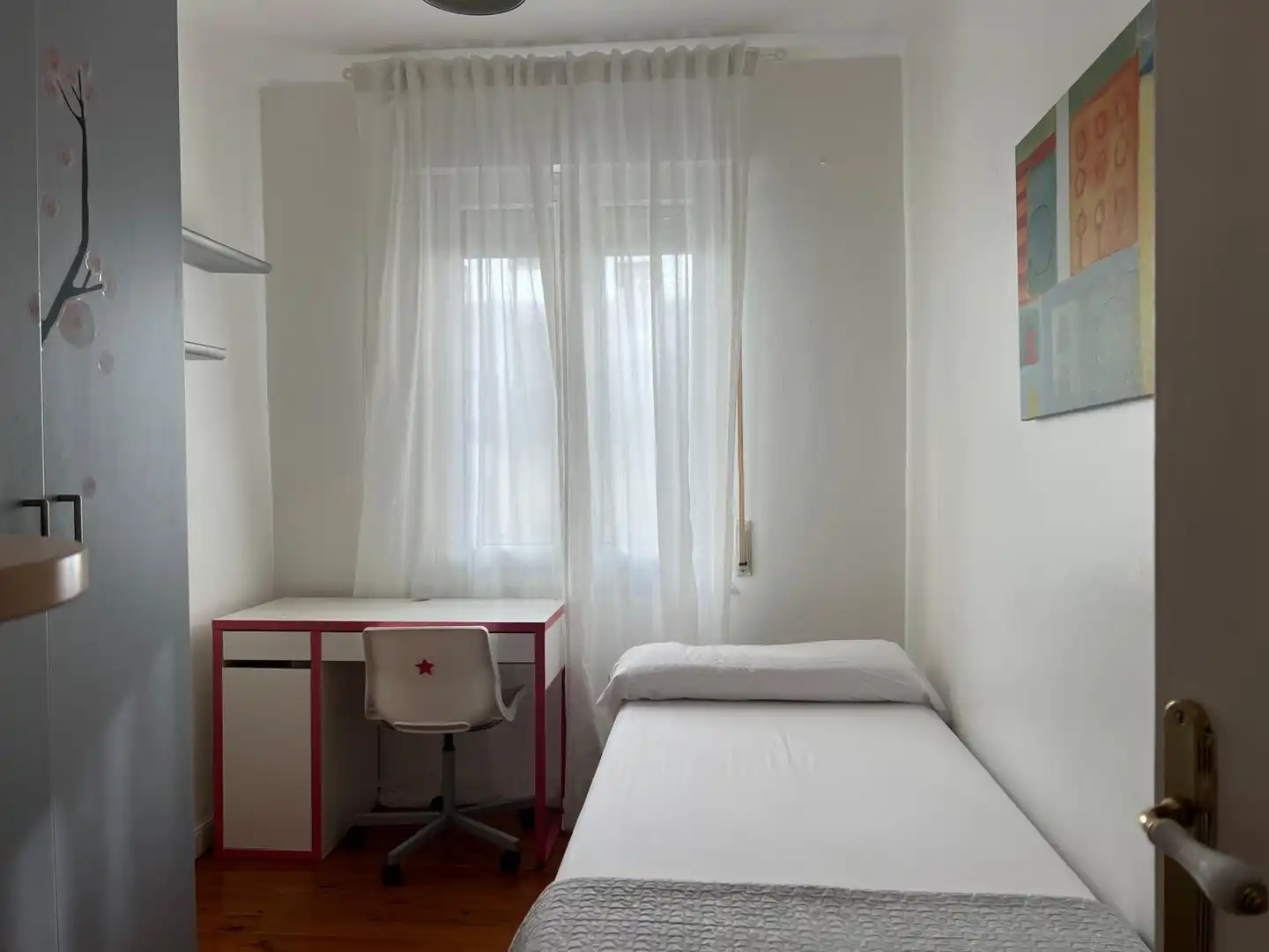 Flat for rent in Calle de Emilio Arrieta, Iralabarri