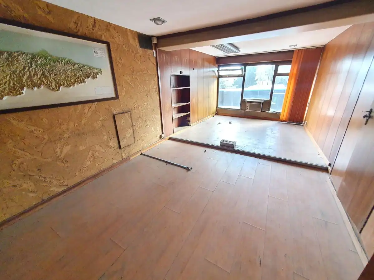 Local comercial en venta en Milán - Pumarín - Teatinos, imagen 8