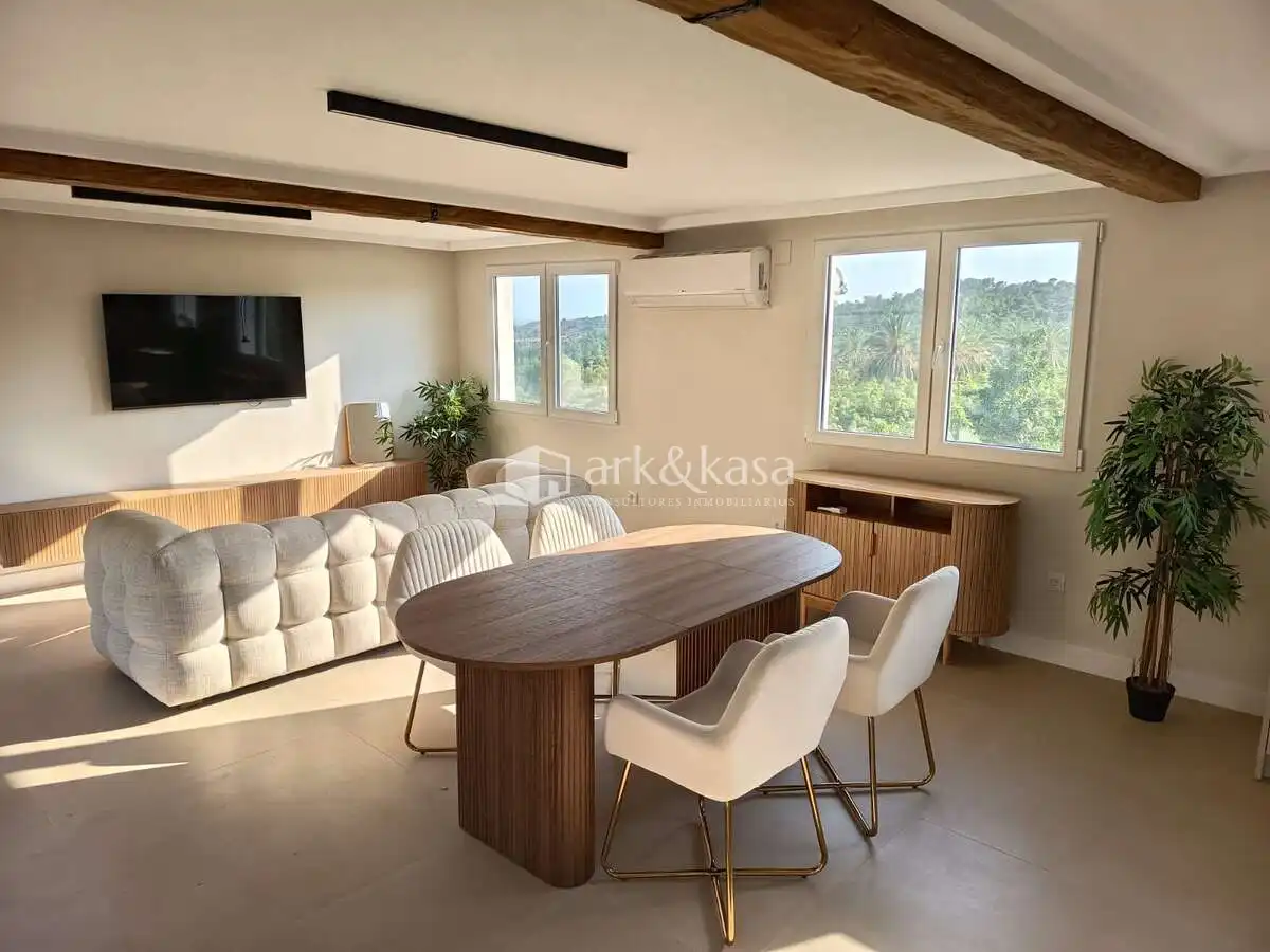 Comedor de Casa o chalet de alquiler en Sagunto / Sagunt con Aire acondicionado, Jardín privado y Terraza