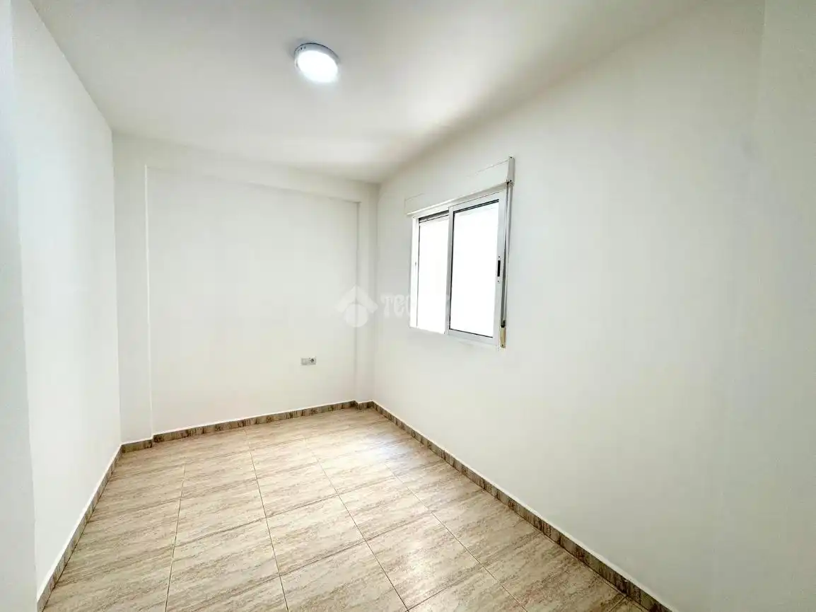 Habitación de Piso en venta en Almería