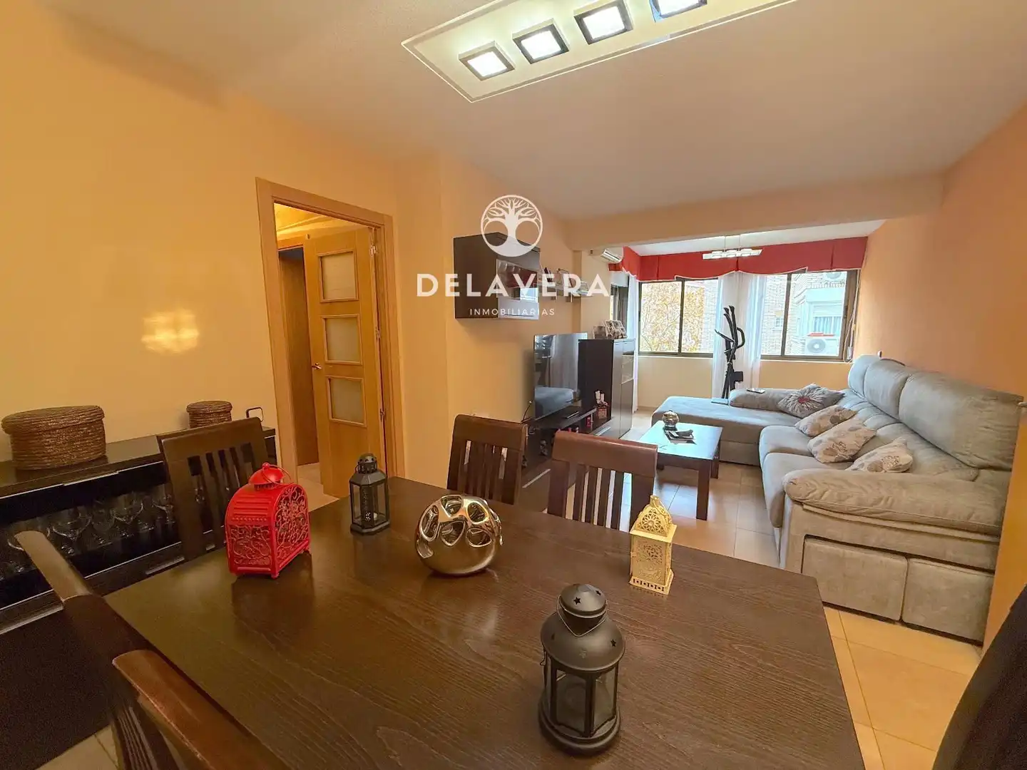 Exterior view of Flat for sale in Móstoles  with Air Conditioner and Heating