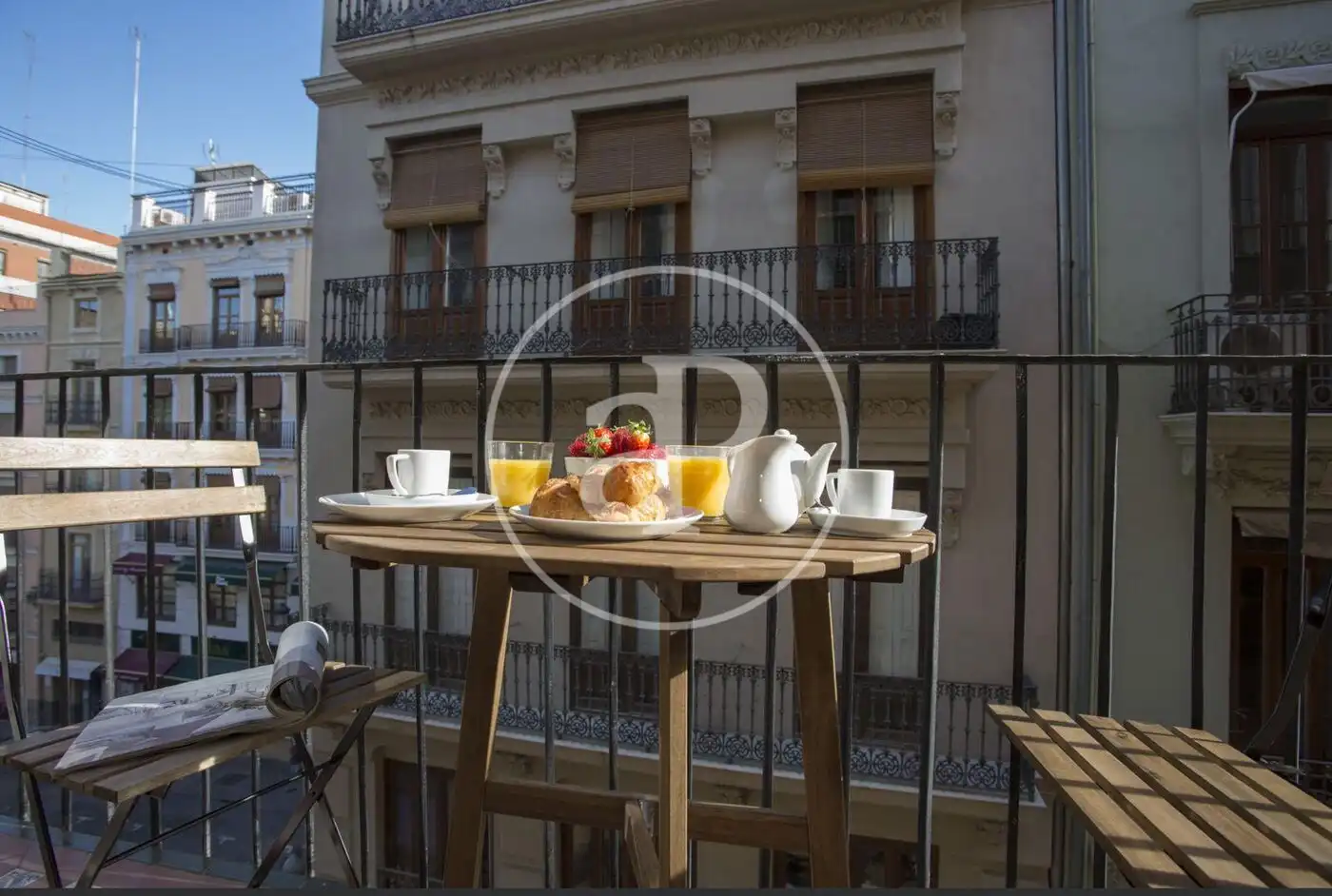 Terrace of Flat for rent in  Valencia Capital  with Air Conditioner, Heating and Furnished