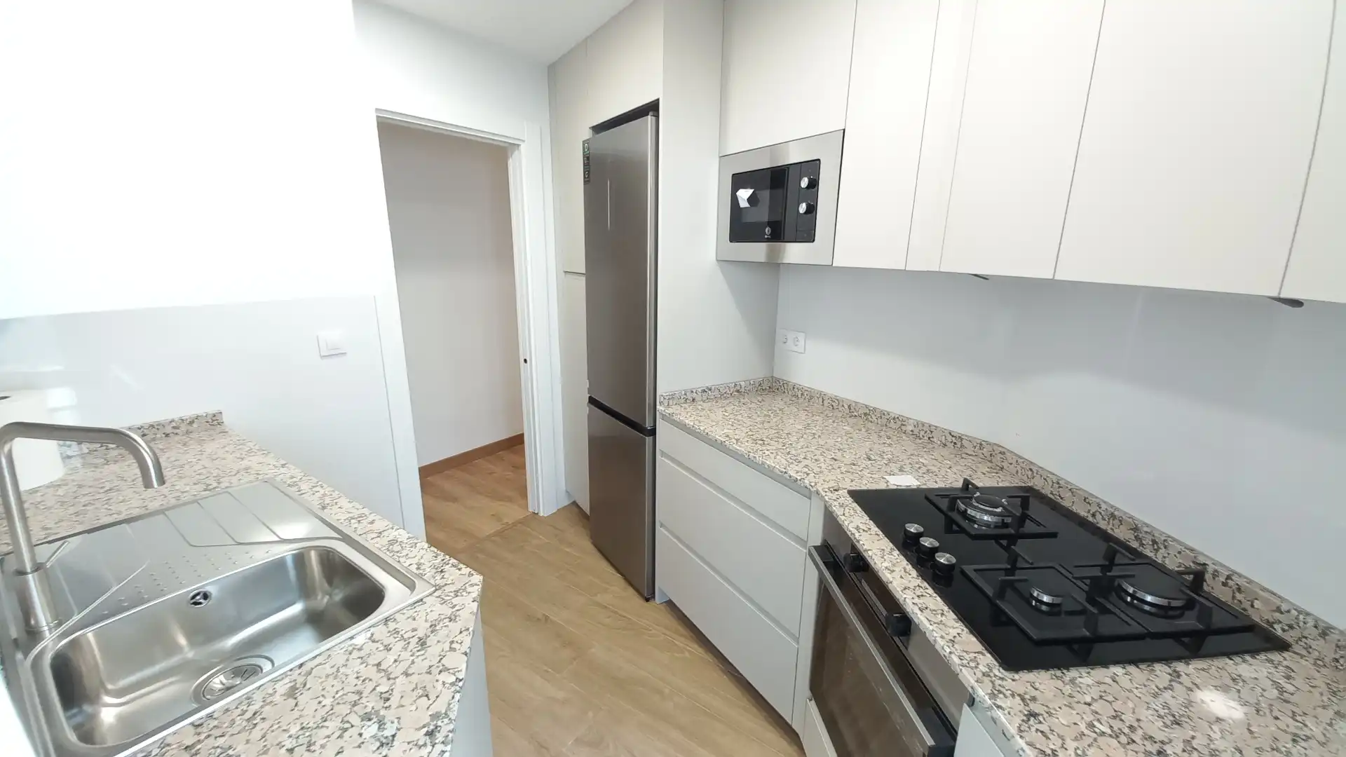 Kitchen of Flat for rent in Albacete  with Heating, Oven and Washing machine