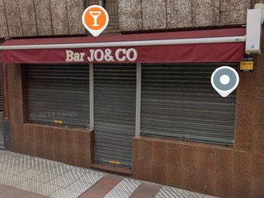 Locale commerciale in affitto a Calle del Quirinal 5