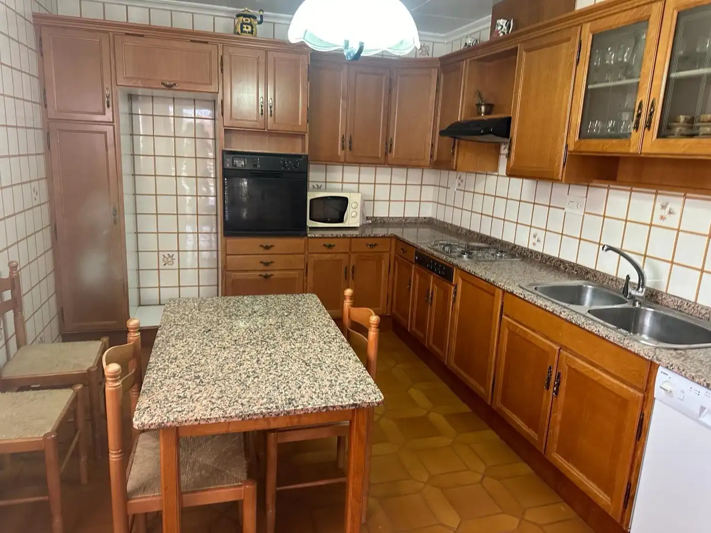 Cocina de Casa adosada en venta en Salinas con Calefacción, Jardín privado y Terraza