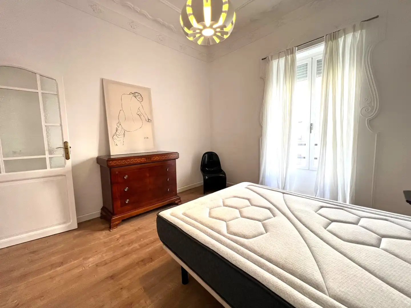 Habitación de Piso de alquiler en Valencia con Aire acondicionado, Calefacción y Amueblado