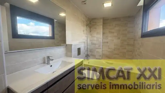 Bedroom of Houses for sale in Avinyonet de Puigventós